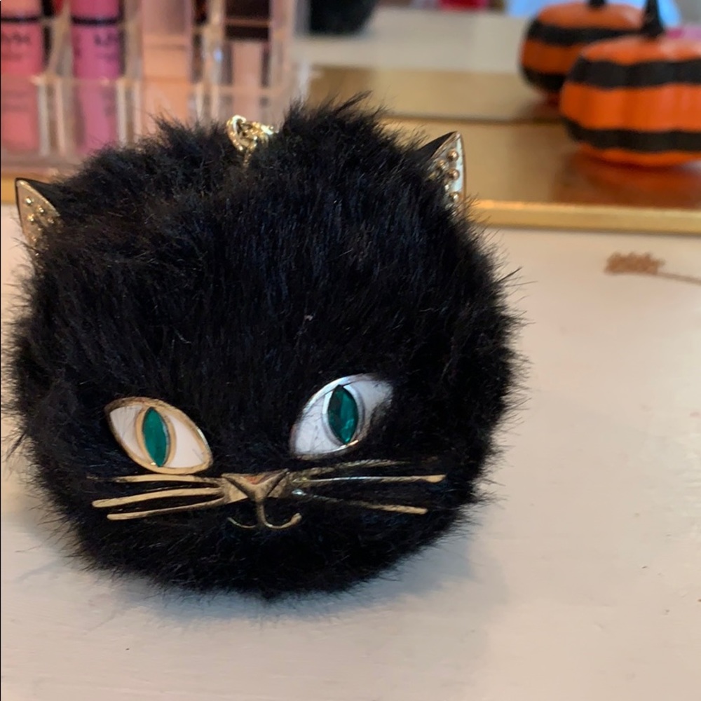 Hand sanitizer holder